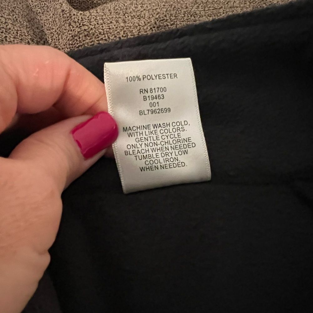 New Blair Fleece Black Women’s Size Medium — image 5 of 5